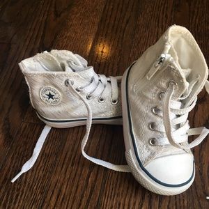 Baby Converse High top size 4